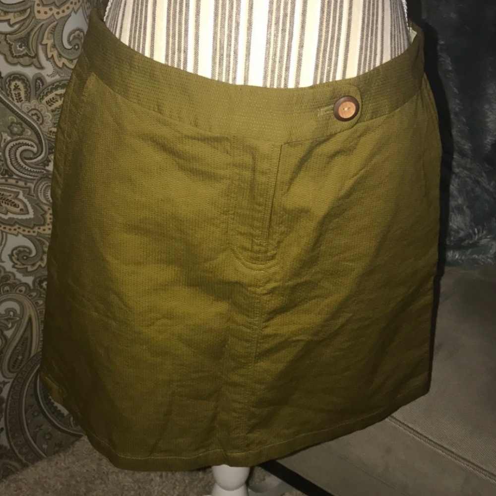 Super cute, Anthropologie Vanessa Virginia skirt